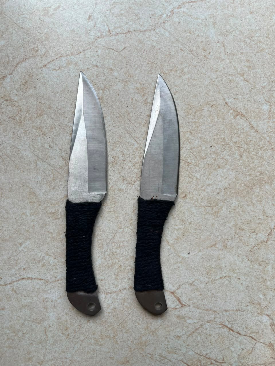 2-Piece 6.0" Stainless Steel Curved Throwing Knives – Tactical Clip-Point Target Daggers with Black Cord-Wrapped Grip