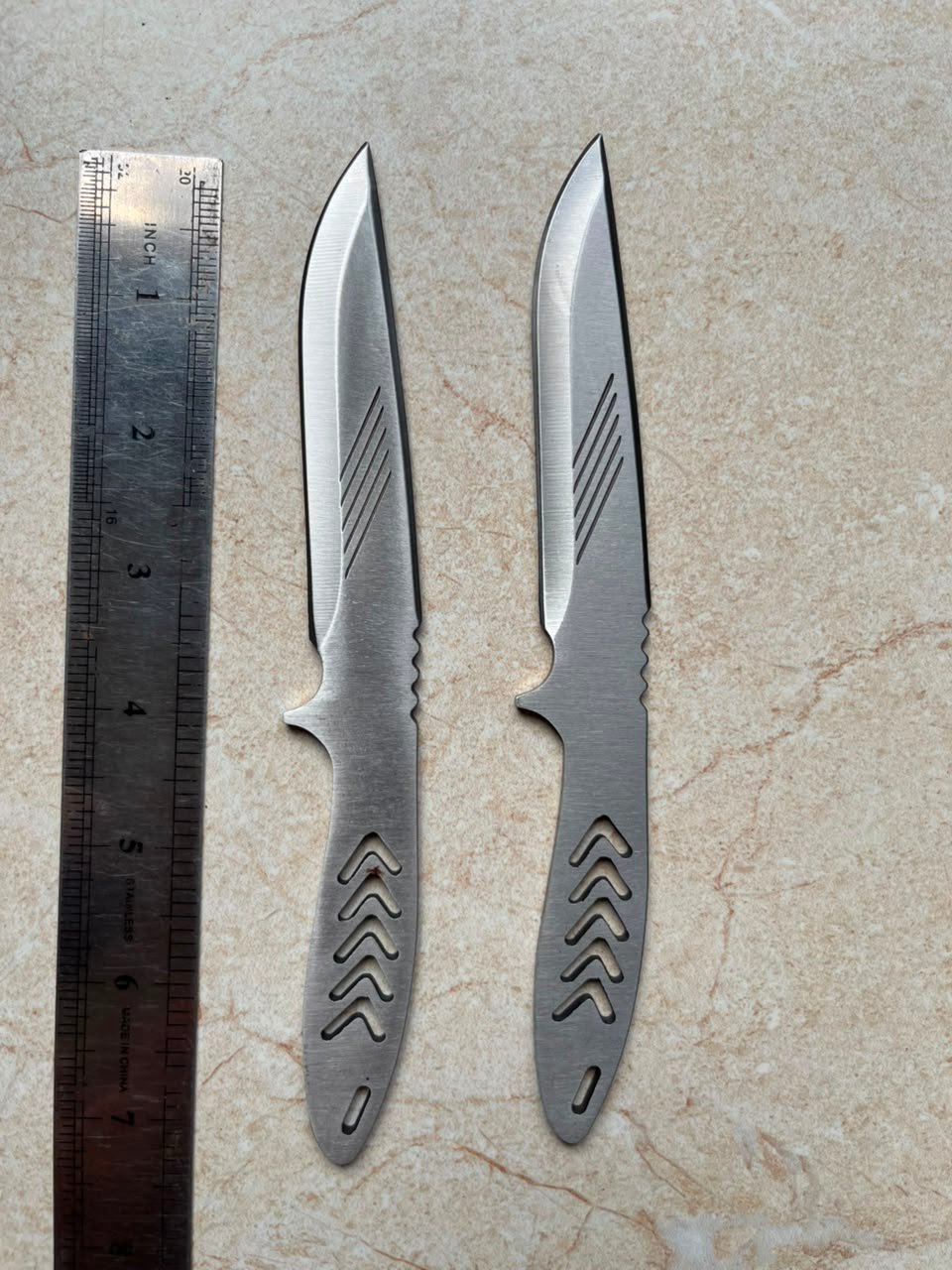 2-Piece 6.5" Stainless Steel Tactical Throwing Knives – Skeletonized Chevron Grip Target Practice Daggers with Finger Guard - Image 4