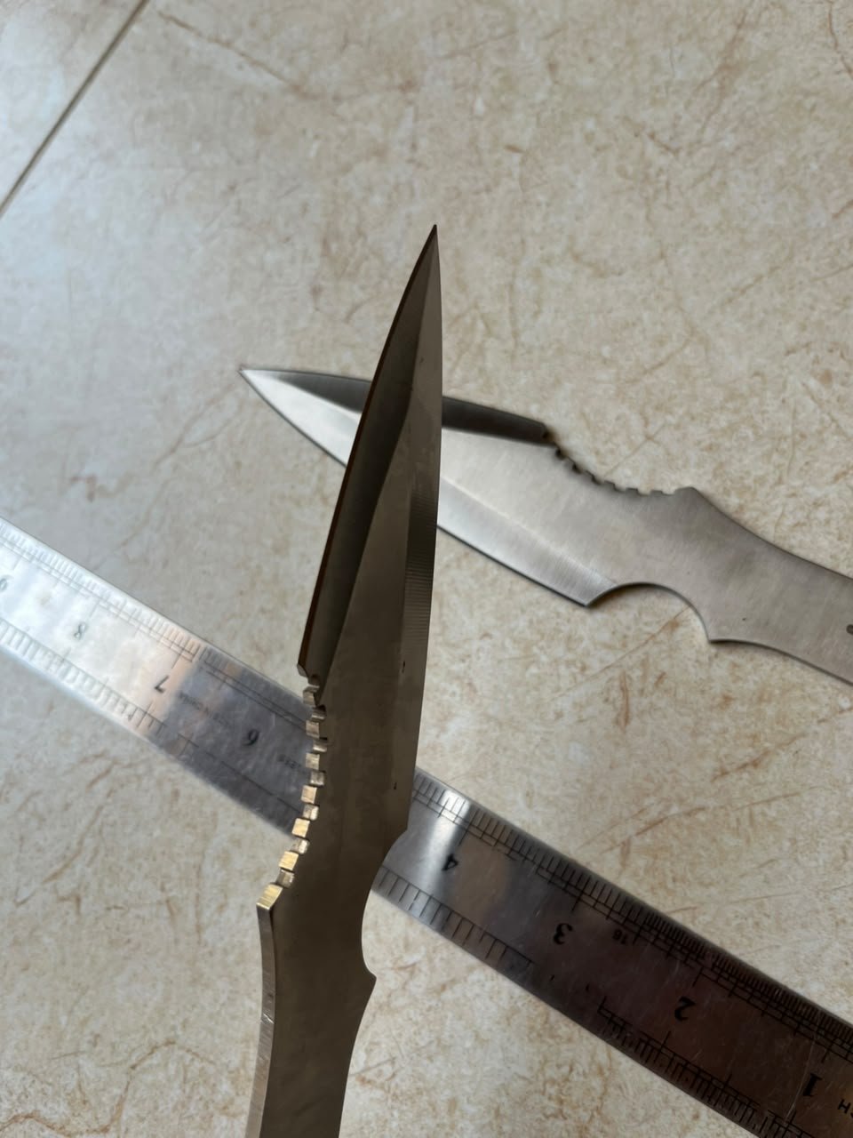 Stainless Steel Tactical Throwing Knives Set with Jimping(ZT036) - Image 3