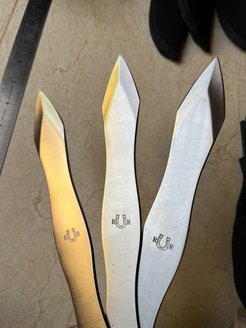 Stainless Steel Balance Throwing Knives (ZT022) - Image 2